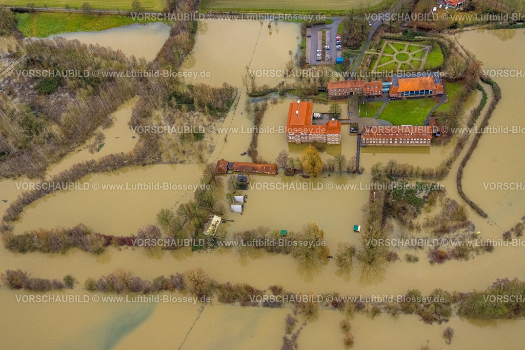 Hamm231201123 | Luftbild vom Hochwasser der Lippe, Weihnachtshochwasser 2023, Fluss Lippe tritt nach starken Regenfällen über die Ufer, Überschwemmungsgebiet Lippeaue Oberwerrieser Mersch am Schloss Oberwerries, Uentrop, Hamm, Ruhrgebiet, Nordrhein-Westfalen, Deutschland