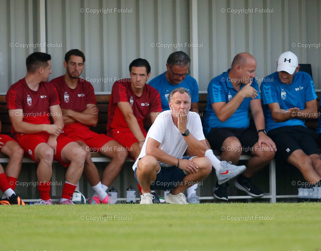 A_LUI_150825_18 | SPORT,FUSSBALL,REGIONALLIGA MITTE ASKOE OEDT-SPG LASK AMATEURE 15.08.2025 IM BILD :TRAINER JOHANN KLEER  (OEDT)  FOTO.FOTLUI