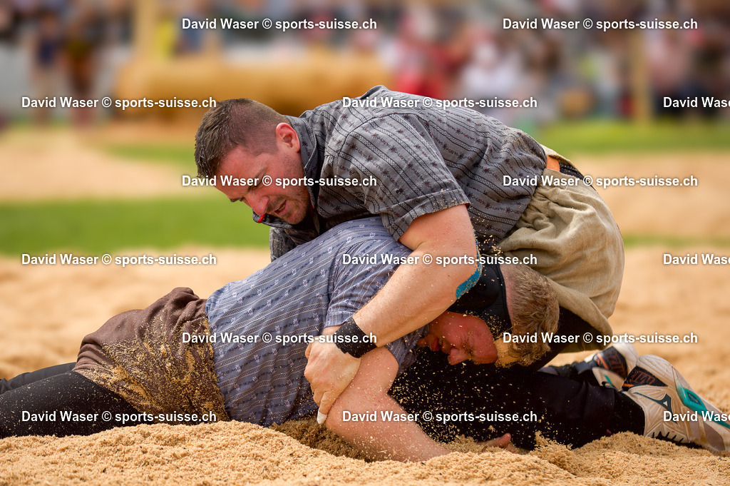 Arnold Stefan __ - Lustenberger Marc __ 101. Urner Kantonales Schwingfest Attinghausen le 26.05.24 (3) | sports-suisse.ch