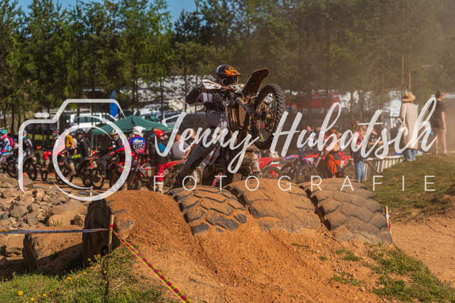 JHF.ECHT.4h.Samstag330 | jennyhubatsch-endurofotografie