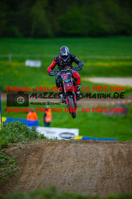 MaZZes_FotoMatrix_230506_9451 | UE40