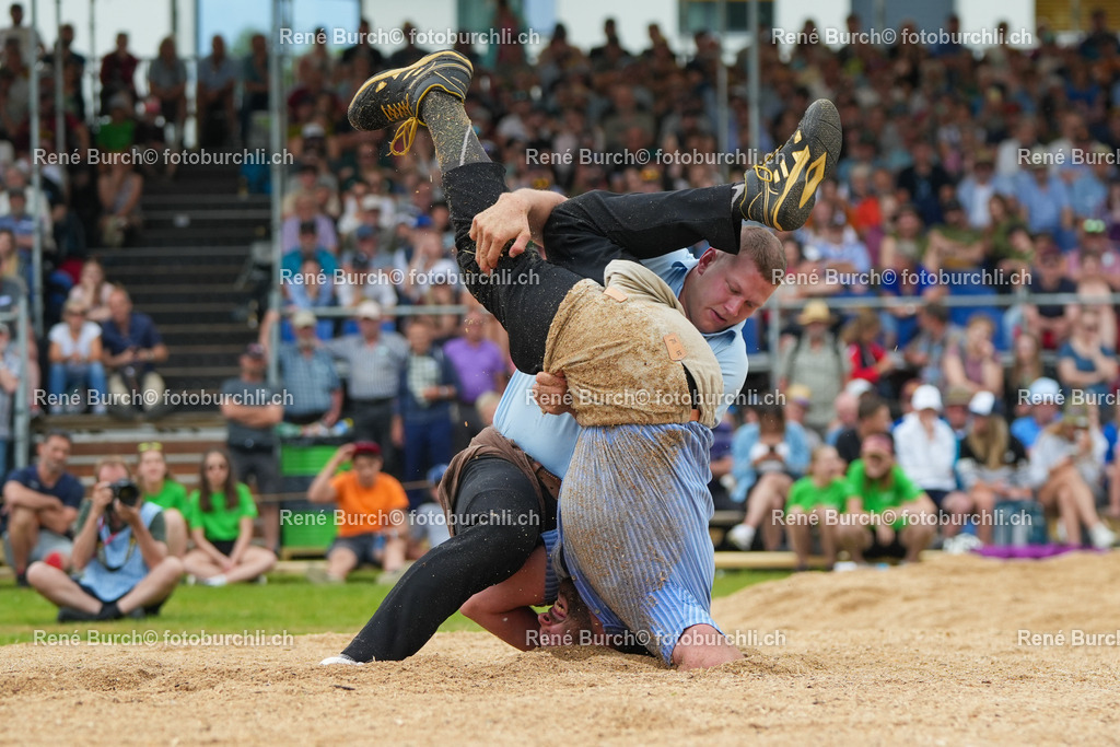 Reichmuth Pirmin-Burch Jonas | René Burch leidenschaftlicher Fotograf aus Kerns in Obwalden.  Hier finden sie Sport, Landschaft und Natur Fotografie.
 - Realisiert mit Pictrs.com