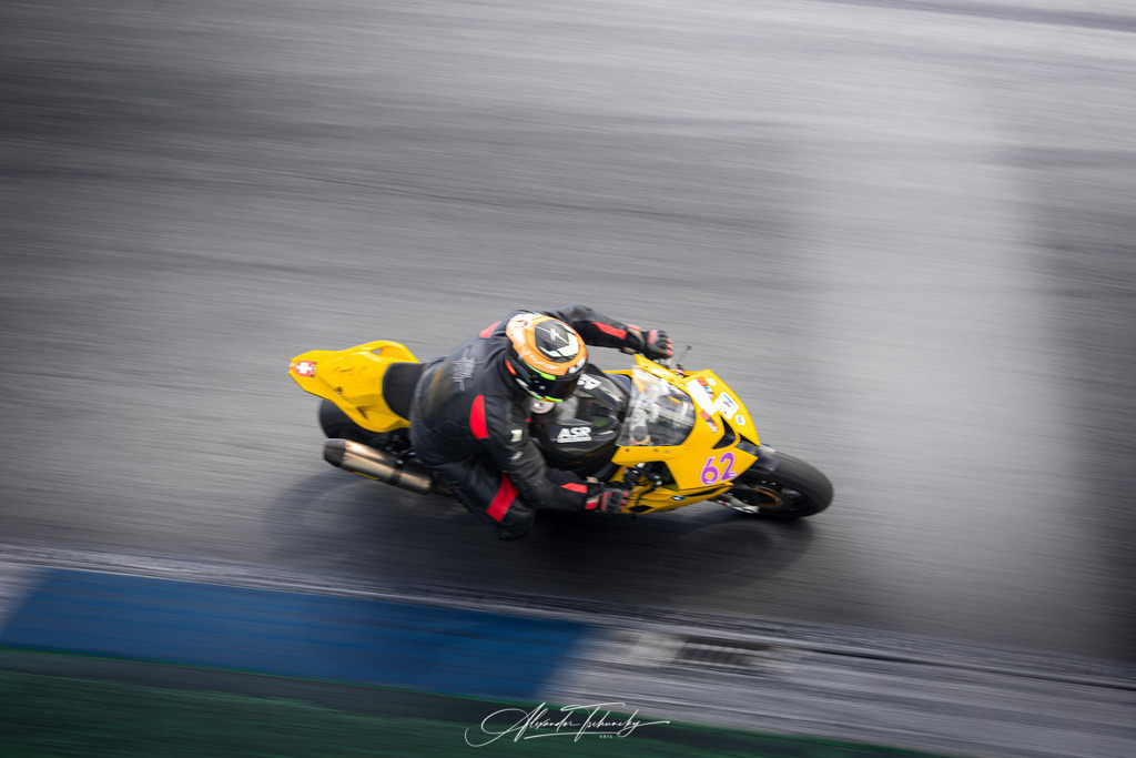 Ducati Trackday Hockenheimring 2026 | Entdecken Sie die faszinierende Welt von Alexander Tschuncky Arts: Kreative Fotografie, atemberaubende Automobilkunst und hochwertiger Bilderdruck. Lassen Sie sich inspirieren! - Realisiert mit Pictrs.com