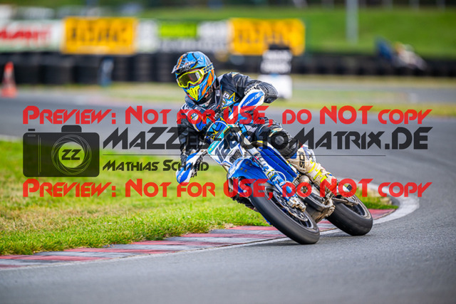 MaZZes_FotoMatrix_231001_5305 | UE40