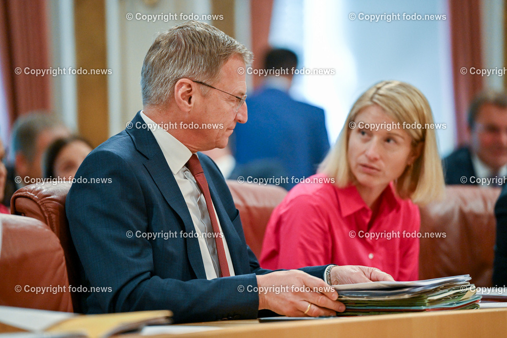 Landhaus Linz_ Promenade_ Landtagssitzung_ 15.06.2023-50 | 15.06.2023, Landhaus Linz AUT, Promenade, Landtagssitzung, im Bild LH Thomas Stelzer (VP), LH-StvIn Christine Haberlander (VP)