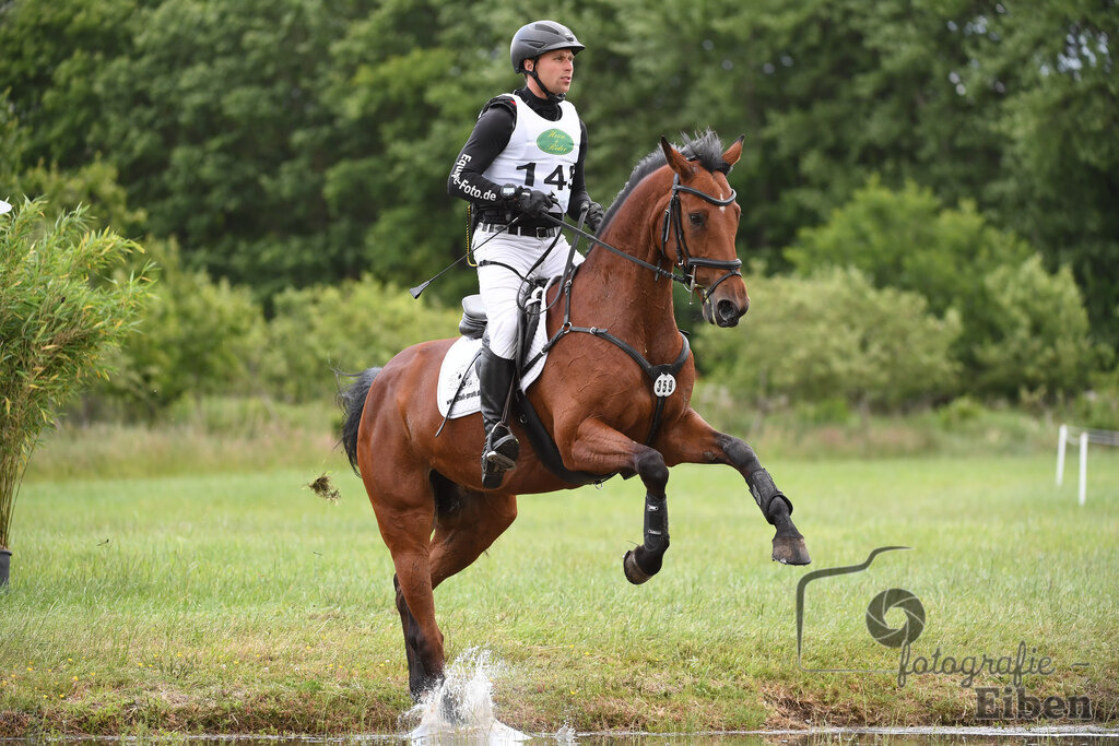 Ammerländer Reitclub, Horse Trials | Gelände, Klasse CCI3*-S; Ammerländer Reitclub, Horse Trials am 06.06.2025 in Fikensolt (Reitanlage ), Deutschland, Photo: Philip Eiben 2024 - Realisiert mit Pictrs.com