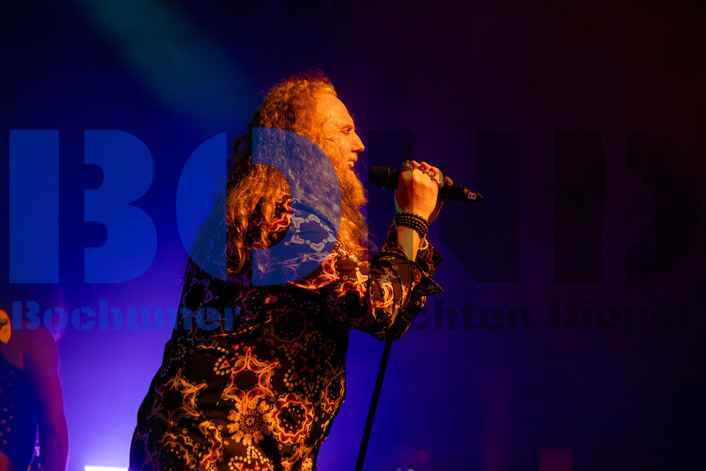 SES_NURDIO20250102-76 | bond - Realisiert mit Pictrs.com