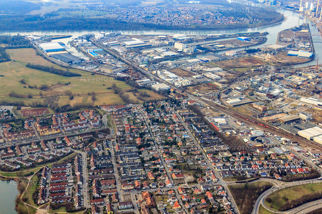 Luftbild: Rheinauhafen von Osten im Ortsteil Rheinau in Mannheim im Bundesland Baden-Württemberg in Deutschland. Foto: IMG_24939.jpg vom 18.03.2010 durch Werner Riehm/FLY-FOTO.de