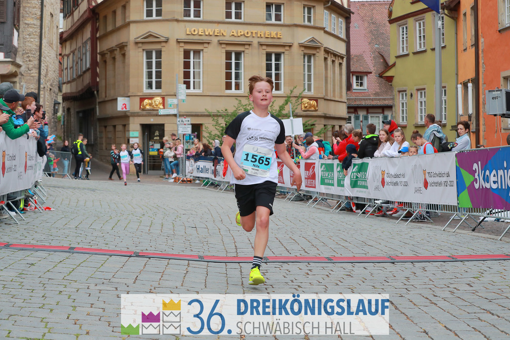 Stadtwerke Schüler und Jugendlauf 1,7km | 3koenigslauf 2022 Stadtwerke Schüler und Jugenlauf 1,7km - Realisiert mit Pictrs.com