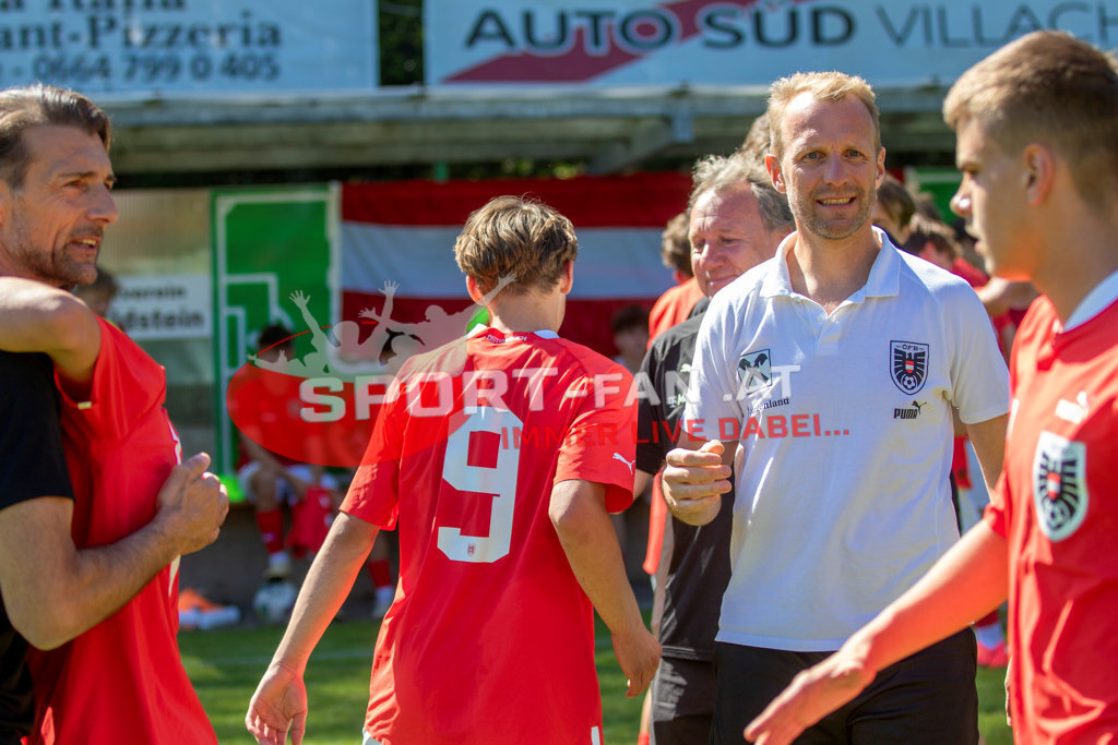 Fußball Halbfinale | Christoph Witamwas, Nico Berger (U15 Österreich #9) Fußball Halbfinale, Irland U15 - Österreich U15 am 29.04.2024 in Arnoldstein (Sportplatz), Austria, (Photo by Ernst Krawagner sport-fan.at) - Realisiert mit Pictrs.com