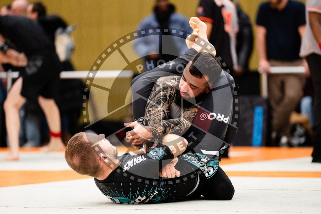 20251122PBB15567 | Athletes compete during the Grappling Industries Berlin Jiu-Jitsu and Grappling Championship, on November 22, 2025 in Berlin, Germany. © photoblackbelt