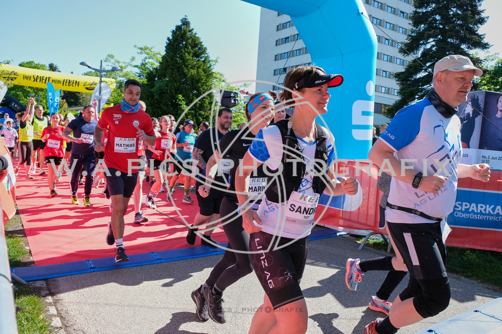 ..... | LINZ,AUSTRIA,27.April 24, Int. 3 Brückenlauf Linz  , Image shows: Photo: WAPICS / Michael ring