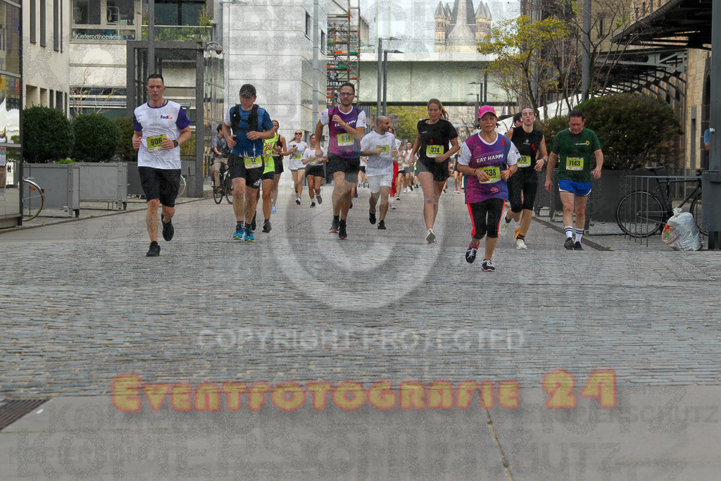250920_1329_EV4_5744 | Sportfotografie im Rhein-Sieg Kreis, Köln, Bonn, NRW, Rheinland Pfalz, Hessen, etc. Unser Tätigkeitsfeld umfasst den Laufsport vom Volkslauf über den Marathon, Duathlon, Triathon bis zum Ultralauf wie Kölnpfad Ultra oder Schindertrail.
