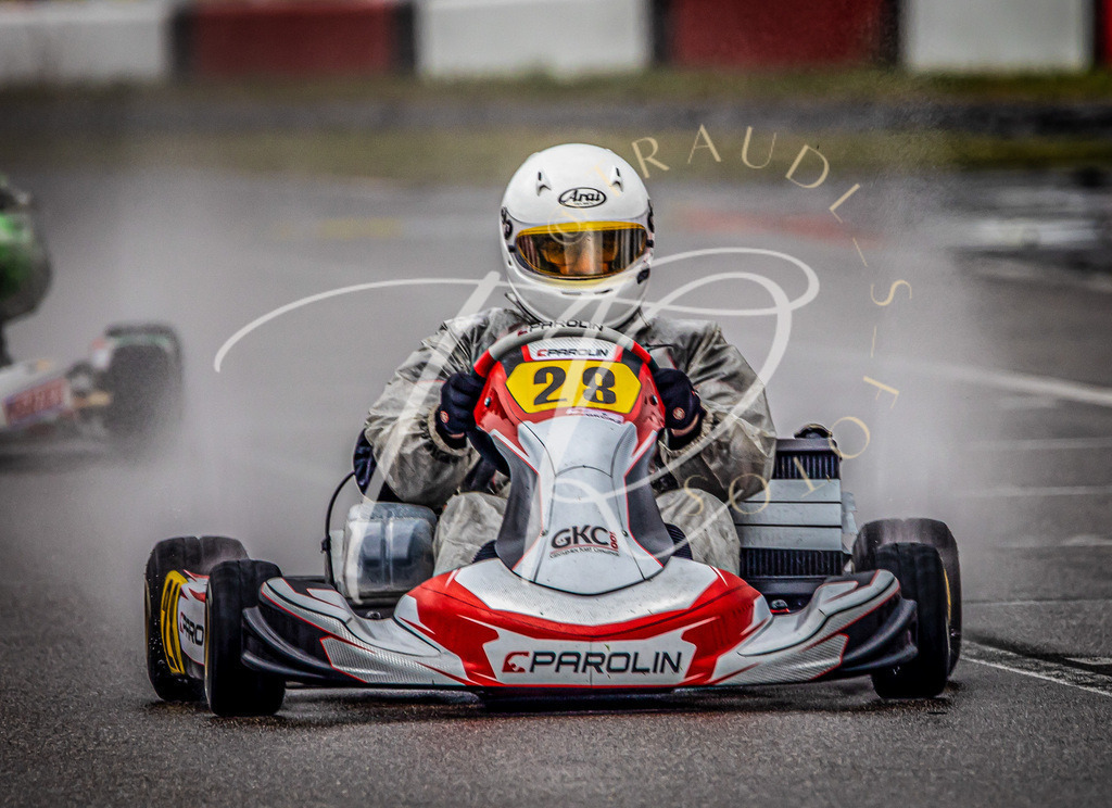 f5bd8a6625404b6191c972b8381f0c8d | traudl_s_fotos