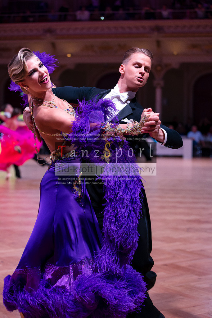 20240706_WDSF_RS_Std_11957 | Tanzsportbilder, Standardtanz, Lateintanz, WDSF, DTV, LTVB, dancecomp, goc, hessen tanzt, blaues band der spree, walzer, tango, wiener walzer, slowfox, quickstepp, samba, rumba, cha-cha-cha, paso doble. jive, hd-kroft photography, turniertanzsport