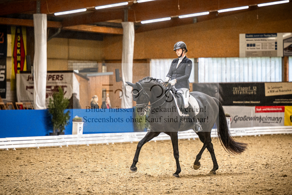 DOS_2835 | Entdecke hochwertige Reitturnierfotos von Foto Oger. Professionell, emotional und authentisch – jetzt Lieblingsmomente im Shop bestellen.Deutschlandweite Turnierfotografie. - Realisiert mit Pictrs.com