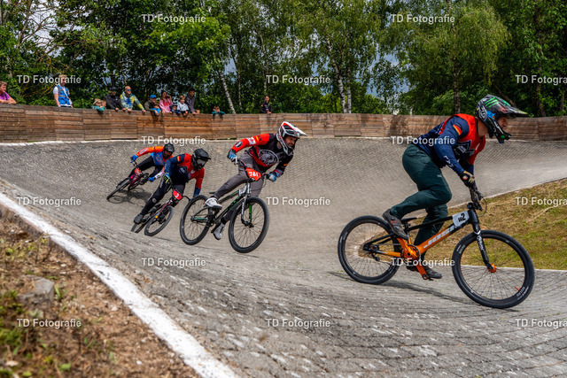 BayBMX2026-05474 | Fotogalerie von Thomas Dettweiler mit Eventbildern und lizenzfreien Fotos. Perfekt als Wandbild, für Büro, Website oder private Nutzung. - Realisiert mit Pictrs.com