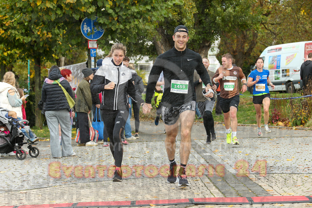 241020_1120_EX1_2059 | Sportfotografie im Rhein-Sieg Kreis, Köln, Bonn, NRW, Rheinland Pfalz, Hessen, etc. Unser Tätigkeitsfeld umfasst den Laufsport vom Volkslauf über den Marathon, Duathlon, Triathon bis zum Ultralauf wie Kölnpfad Ultra oder Schindertrail.