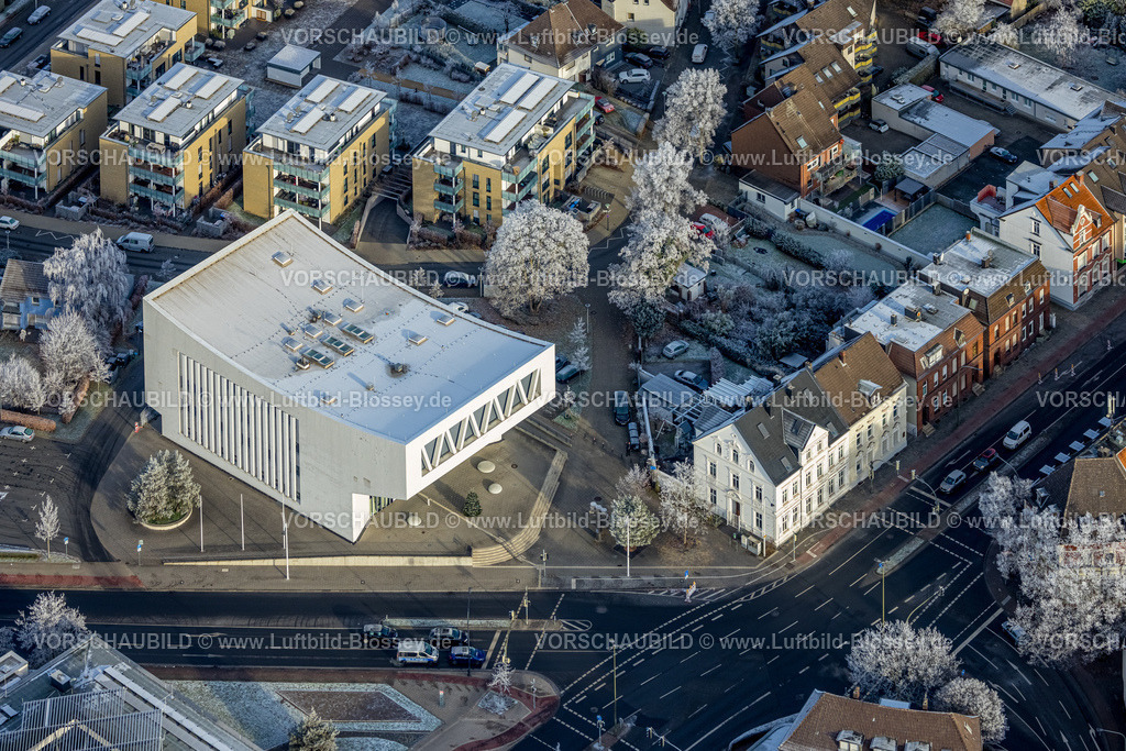 Hamm221203109 | Luftbild, Winterliche Städtische Musikschule Hamm, Wohnhaus und Arztpraxis Dr. Andreas Adrian, Ostenallee 9, Mitte, Hamm, Ruhrgebiet, Nordrhein-Westfalen, Deutschland