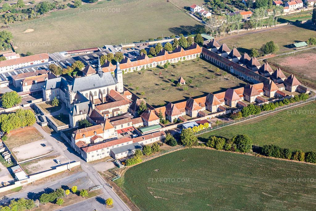 Aerial view: Monastery/Abbaye de Bosserville, Lycée Professionnel Privé Saint Michel in Art-sur-Meurthe in the state Meurthe et Moselle, France. – Photo: IMG_118195.jpg taken on 09/15/2019 by Werner Riehm/FLY-FOTO.com – Resolution of the original: 5472 x 3648 px