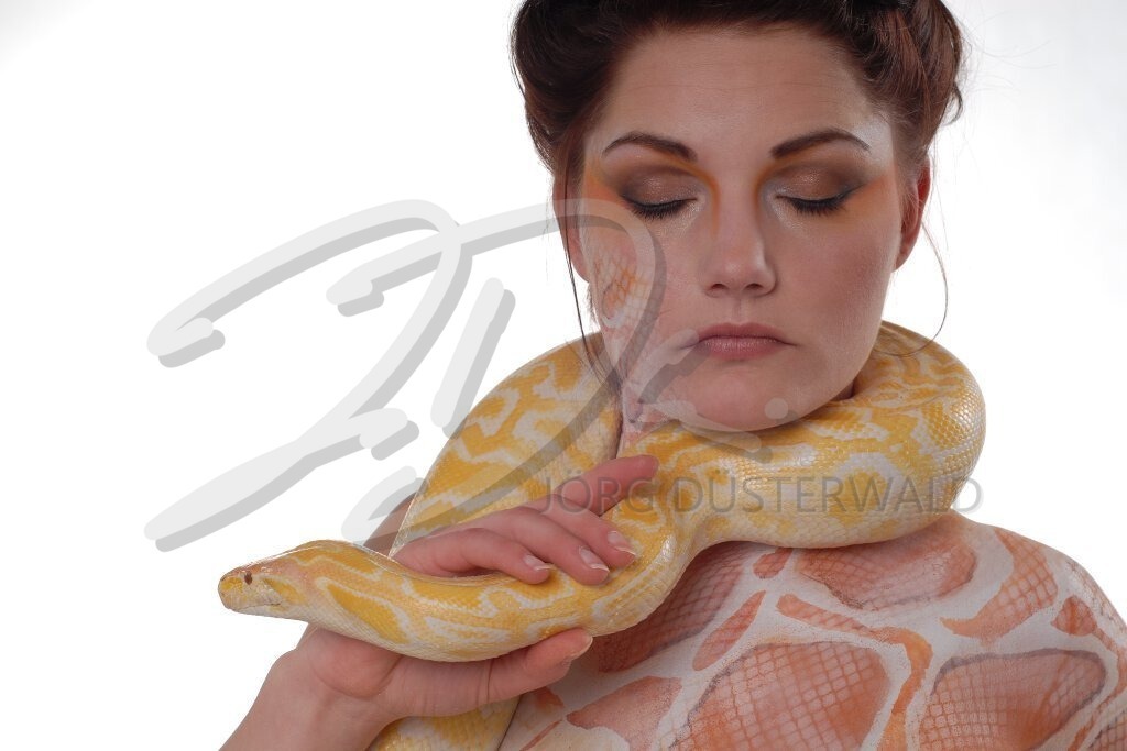 AnimalArt-SNAKE_7363 | #019 | Modell: Janina | Foto: Thorsten Ohmacht - Realisiert mit Pictrs.com