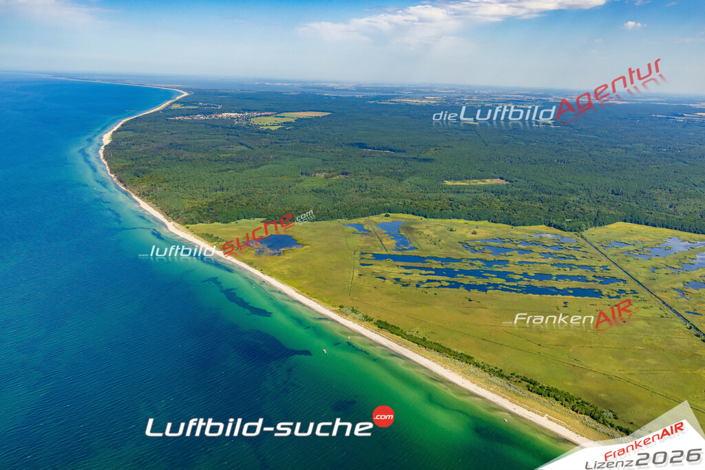 Schrägluftbild  Heide Ostsee Ufer Strand  Rostock - Das Luftbild wurde 2025 vom UL-Flugzeug heraus erstellt (ohne Drohne- keine Drohnenaufnahme ) - Hochauflösende Luftaufnahme -Nicht vergleichbar mit Google Maps oder Satelittenbilder- Die Geschenkidee !Mit Lizenz und Bildrechte bestellbar