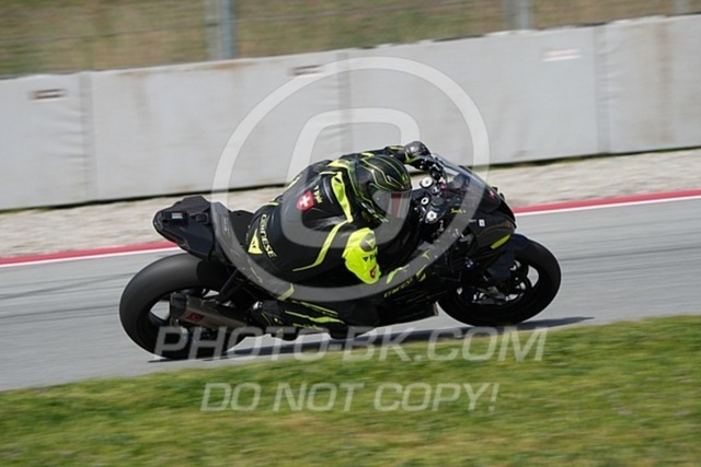 2025_04_12_PBK_24390 | Sportfotografie; SlowMotion; Video; Rennstrecke; Hafeneger; Speer; Racing; RSE; BMW; CBO; Trackday; Motorsportarena; Hockenheimring; Brno; Most; Barcelona; Valencia