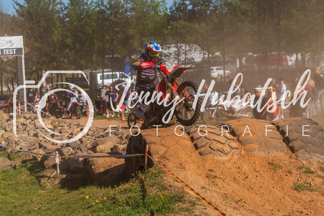 JHF.ECHT.4h.Samstag64 | jennyhubatsch-endurofotografie