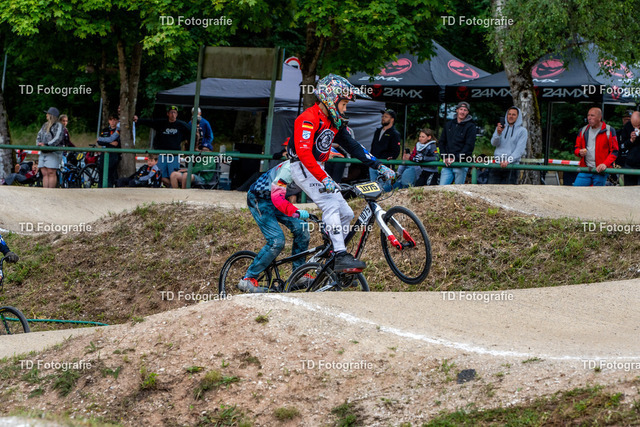 BayBMX2026-05165 | Fotogalerie von Thomas Dettweiler mit Eventbildern und lizenzfreien Fotos. Perfekt als Wandbild, für Büro, Website oder private Nutzung. - Realisiert mit Pictrs.com