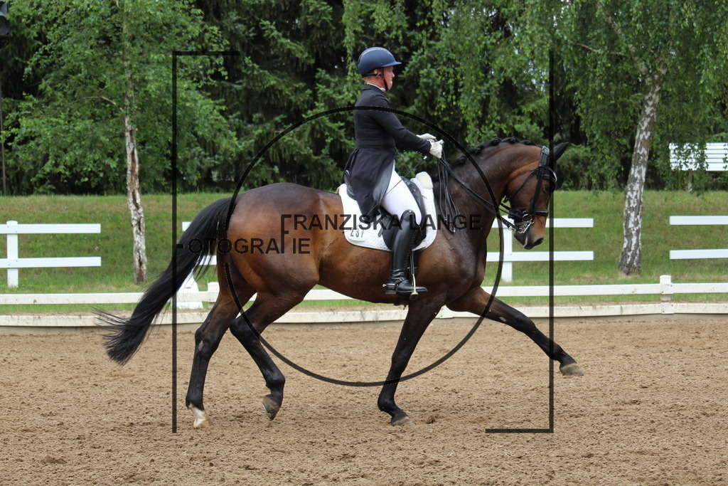 IMG_8549 | franziskalange - Realisiert mit Pictrs.com