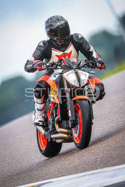 0018-260611SR-003_18 | Deine Full-Service-Agentur für ✔️Videoproduktionen und ✔️Motorsportfotografie Jetzt Angebot anfragen!