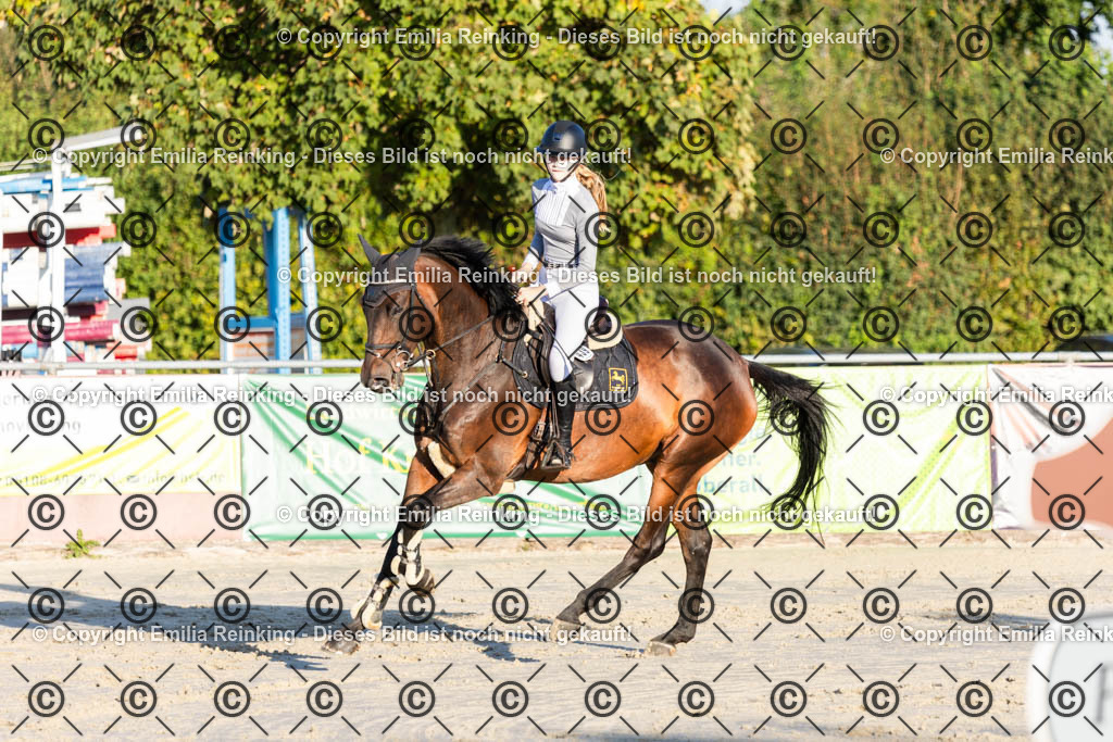 CL5A7116 | Emilia Reinking Fotografie - Realisiert mit Pictrs.com