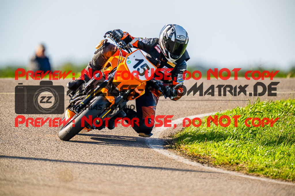 MaZZes_FotoMatrix_220917_2004 | TWIN CUP