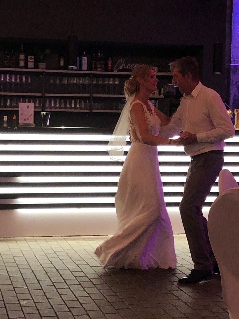 4d770adc-c861-4640-9419-62fae9a0229e | traudl_s_fotos