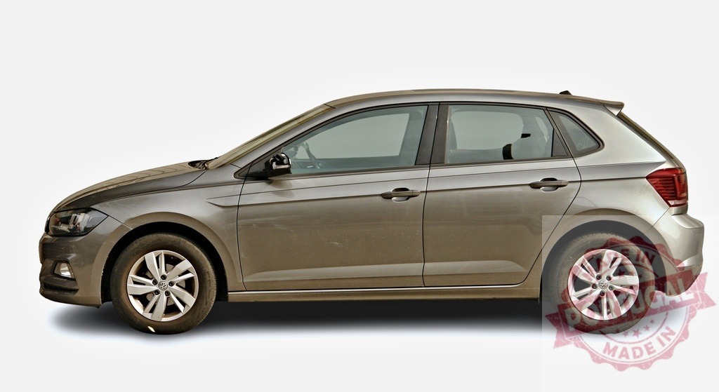Gray Volkswagen Polo showing its left side, isolated on white | Side view of a gray Volkswagen Polo isolated on white background - Realisiert mit Pictrs.com