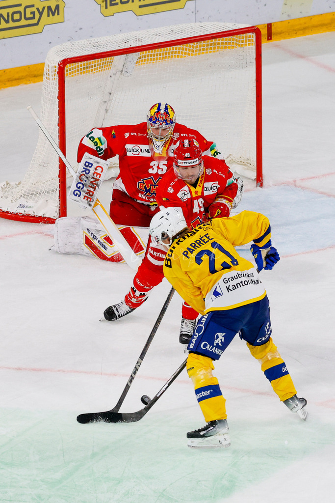 09112025_EHCB vs HCD_wb-1368 | Sportbilder, Sportfotograf, Hochzeits- und Eventfotografin, Flugshows, Portraits und Tiershooting, Aviation, Downhill, Nationalleague, Swissleague, International