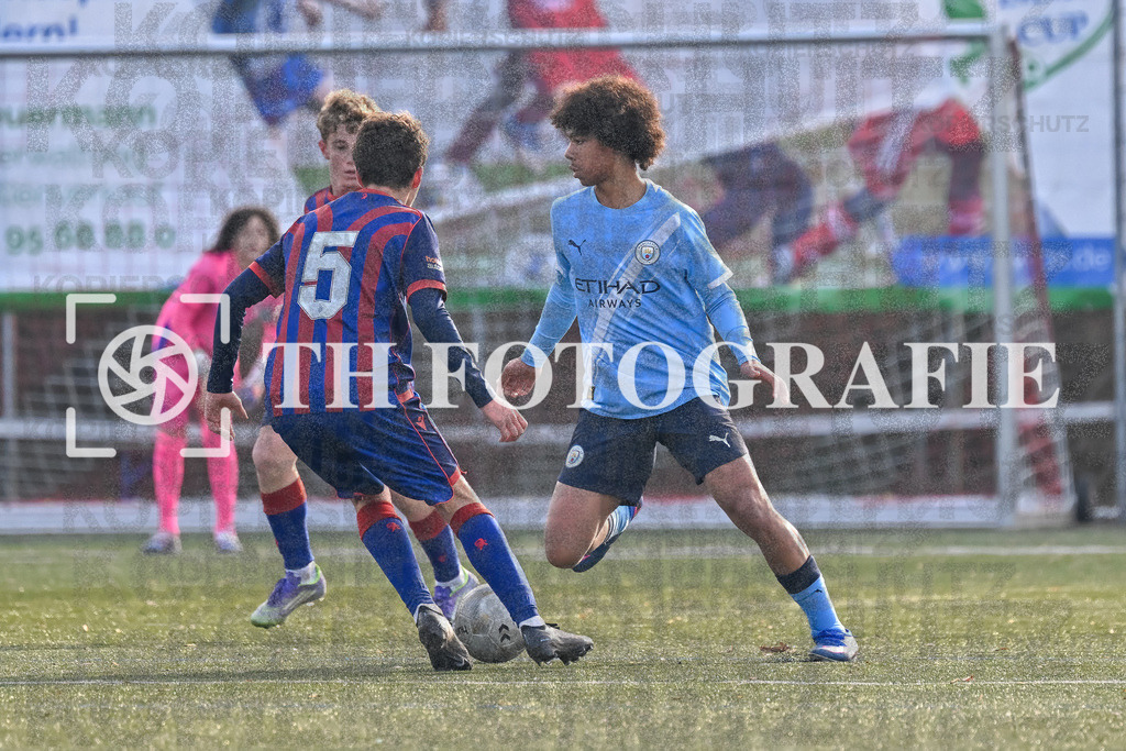 GER, Manchester City - FC Basel, Fussball, PS-Immo-Cup 2026,U14 Feldturnier, 17.01.2026 | City, Basel