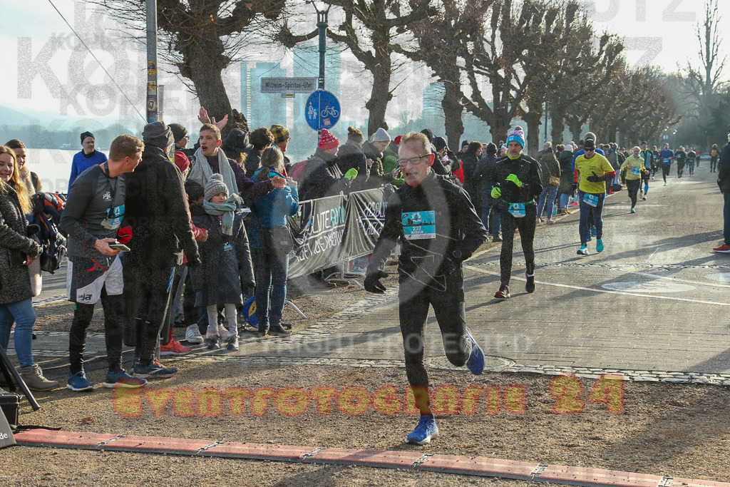 241231_1205_EX1_3802 | Sportfotografie im Rhein-Sieg Kreis, Köln, Bonn, NRW, Rheinland Pfalz, Hessen, etc. Unser Tätigkeitsfeld umfasst den Laufsport vom Volkslauf über den Marathon, Duathlon, Triathon bis zum Ultralauf wie Kölnpfad Ultra oder Schindertrail.