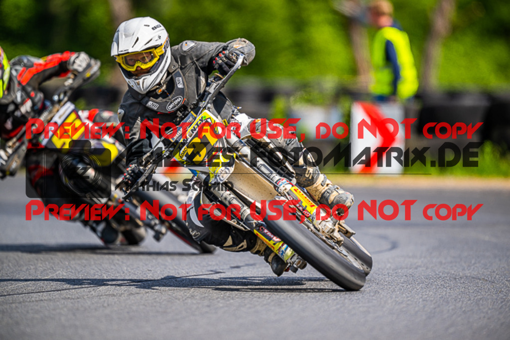 MaZZes_FotoMatrix_220529_9192 | Fotograf Mathias Schmid
Sportfotograf,
Eventfotograf,
Hochzeitsfotograf,
Portraitfotograf