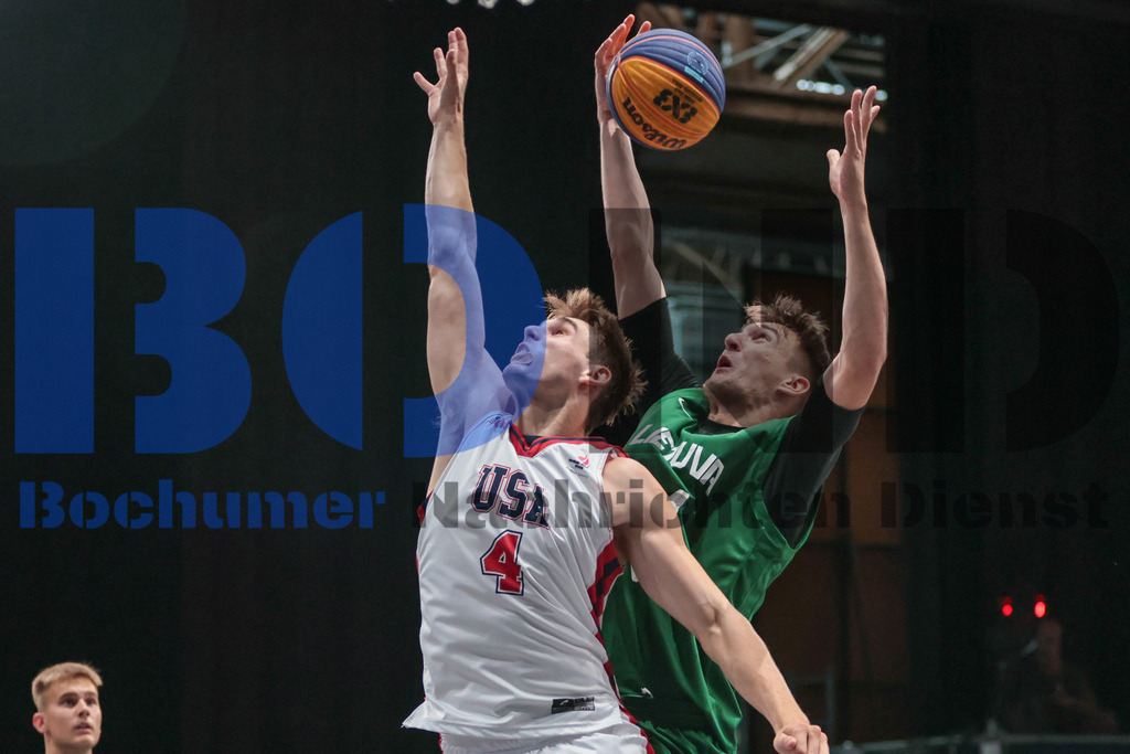 SES_RRG3x320250720-254 | bond - Realisiert mit Pictrs.com