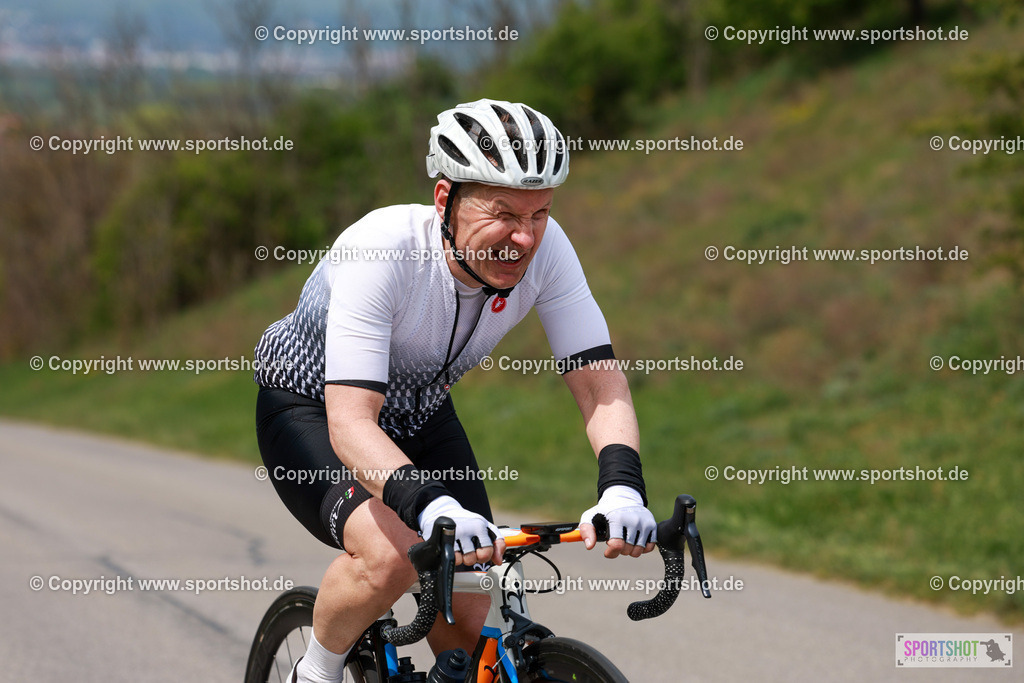 472_AR6_0418 | Neusiedlersee Radmarathon 2026@sportshot_your_pictrs #yourpictures#roadtowm2029 #nrm #neusiedlerseeradmarathon #neusiedlersee #neusiedlerseetourismus #burgenland #mörbisch #nrm26 #burgenlandtourismus #voglundco #poweredbyburgenlandtourismus #radsport #rad #marathon #ucigranfondo #visitburgenland #ucigranfondoworldseries