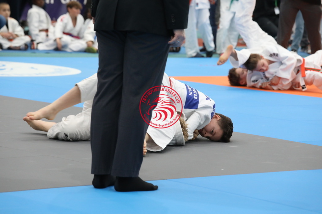 1J7A1727 | Fotos vom Adler Cup - Pictures from Adler Cup

Hier findet Ihr alle Eindrücke und großen Momente der Adler Cup Wochenenden. Here you will find all impressions and great moments of the Adler Cup weekends. - Realisiert mit Pictrs.com