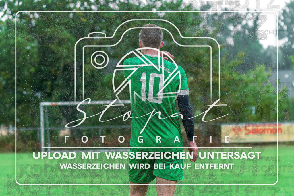 SGWFGFS-1046 | Laurent Von-Fintel (SG Wintermoor/Schuelern #10) beim Herren Kreisliga HK Spiel zwischen SG Schulern/Wintermoor und FG Fulde-Stellichte im Stadion Wintermoor, Schneverdingen (Simon Paul Stopat) - Realisiert mit Pictrs.com