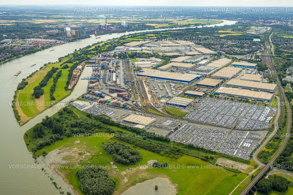 Duisburg240704034-West | Luftbild, Duisburg-West, logport I (Eins) Rheinhausen, duisport mit Automobil-Logistik am Fluss Rhein, Friemersheim, Duisburg, Ruhrgebiet, Nordrhein-Westfalen, Deutschland