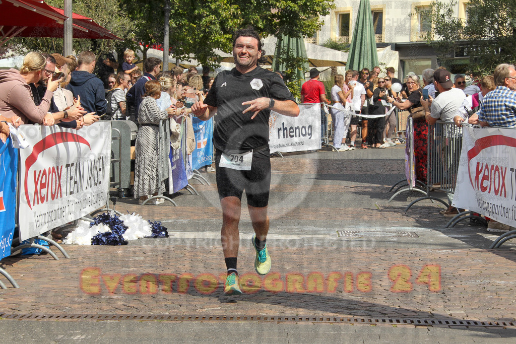 250824_1455_EV4_2362 | Sportfotografie im Rhein-Sieg Kreis, Köln, Bonn, NRW, Rheinland Pfalz, Hessen, etc. Unser Tätigkeitsfeld umfasst den Laufsport vom Volkslauf über den Marathon, Duathlon, Triathon bis zum Ultralauf wie Kölnpfad Ultra oder Schindertrail.