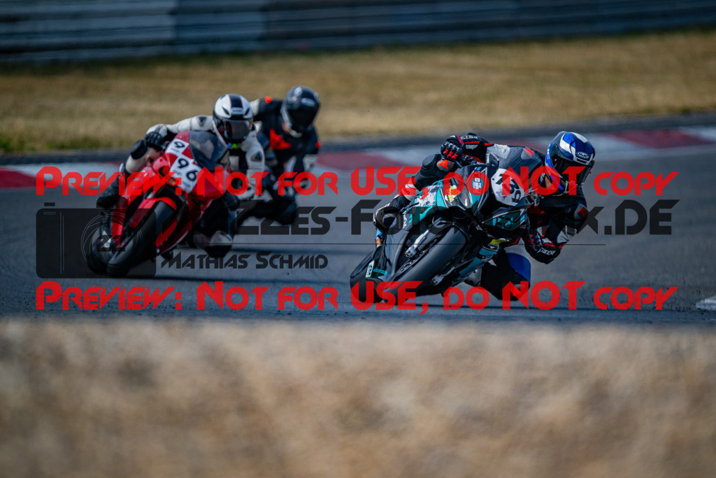 MaZZes_FotoMatrix_230719_9326 | WEISS