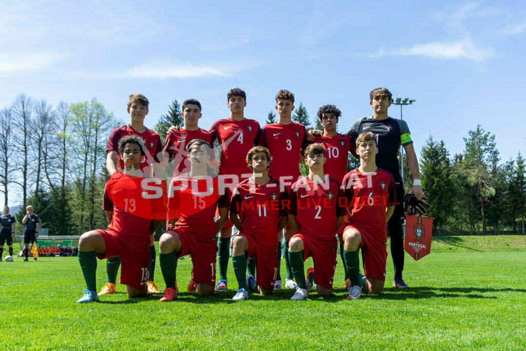 Portugal  U15 -Czech Republic U15 | Portugal  U15 -Czech Republic U15 am 29.04.2022 in Arnoldstein
(Sportplatz), AUSTRIA, (Photo by Ernst Krawagner sport-fan.at) - Realisiert mit Pictrs.com