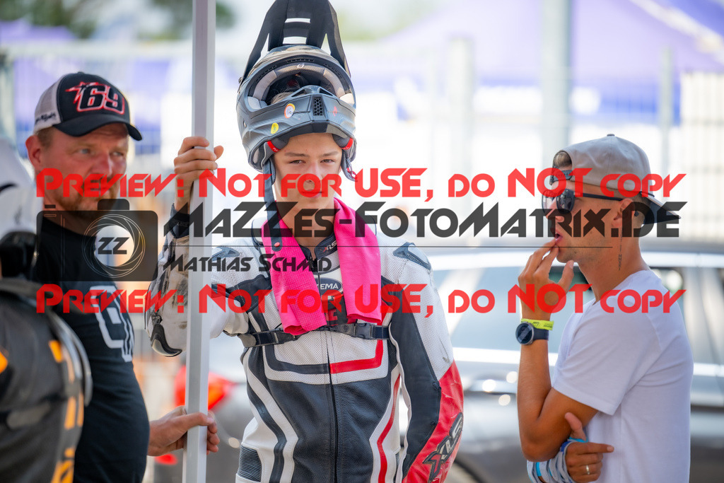 MaZZes-Fotomatrix-20260816-618896 | S2