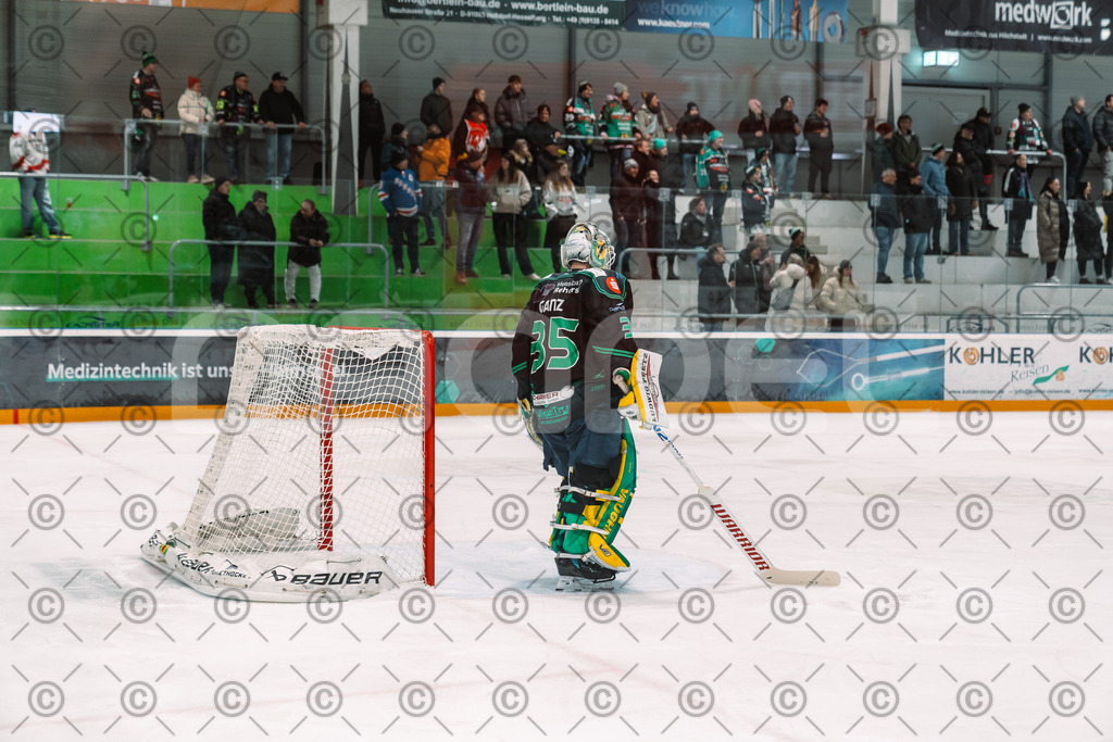 Alligators_vs_Peiting_25_11_2025-38 | Höchstadt Alligators Fotogalerie: Eishockey-Action aus Franken. Professionelle Spielfotos, Portraits & Stadionbilder zum Download. Jetzt entdecken! - Realisiert mit Pictrs.com