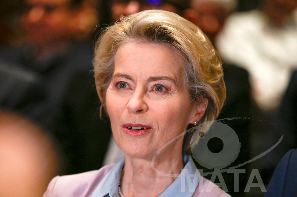 _DWI0380 | Politikerin Ursula von der Leyen beim CDU-NRW Neujahrsempfang in Düsseldorf. Düsseldorf, 28.01.2023 - Realisiert mit Pictrs.com